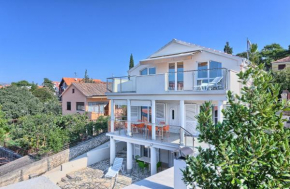  Apartmani ATL  Рогозница